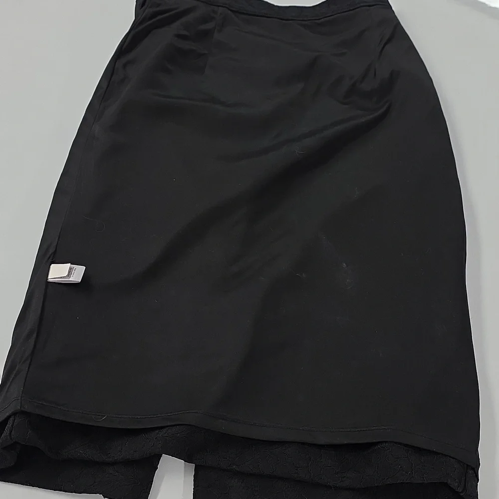Jennifer Lopez Black Lace Pencil Skirt Lined Classic JLO